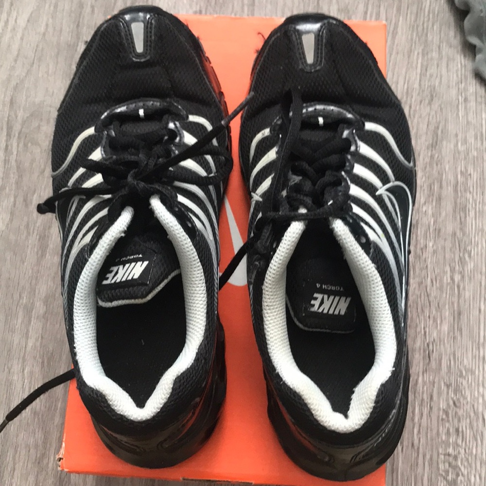 Nike airmax torch 4